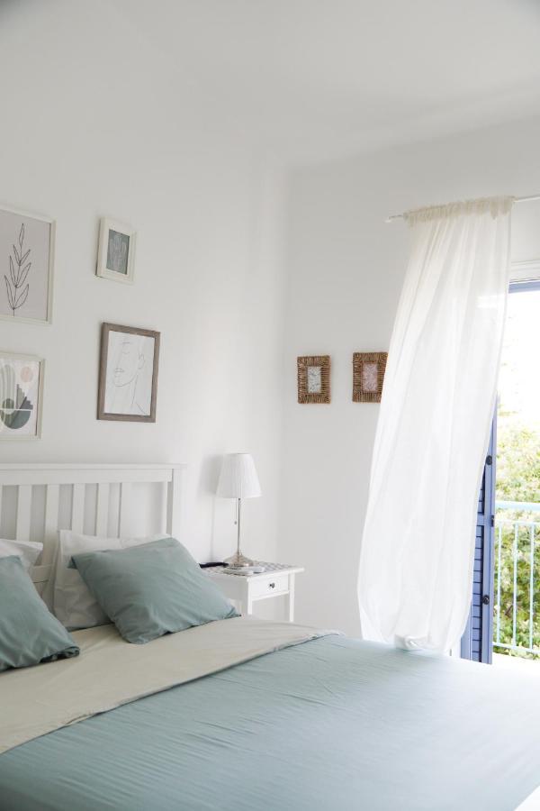 Rachel Suite By The Pool Paphos Extérieur photo